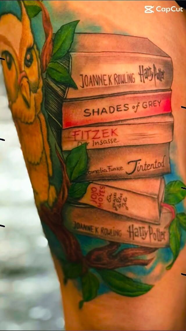 Bücherliebe ! Lesen bildet , steigert Konzentration, entspannt und fördert die Kreativität! Buch = Kopfkino !