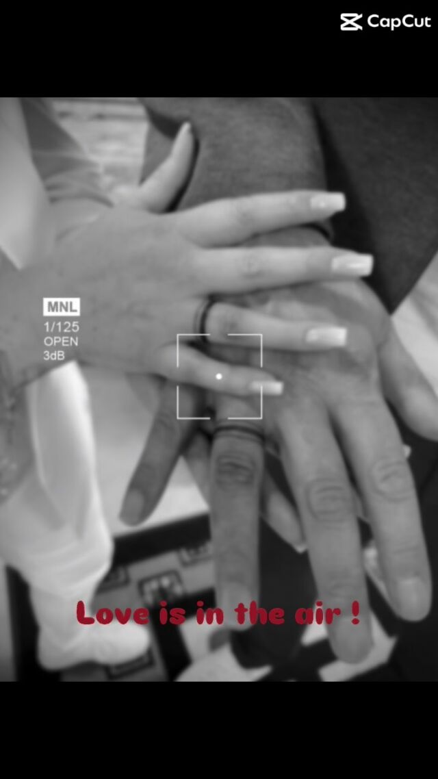 Die beiden kamen ein paar Stunden nach der Trauung zu uns in den Body Temple und wir haben das „für immer“ mit den tätowierten Eheringen besiegelt ! Wir wünschen alles Glück auf Erden ! #eheringe #hochzeit #love #fingertattoo #potsdamtattoo